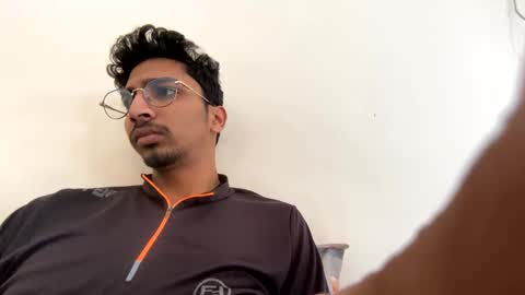 Mask Boy online show from 5, 1, 2025