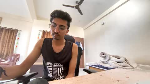 Mask Boy online show from 7, 2, 2025