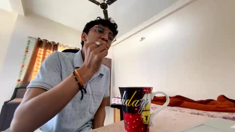 Mask Boy online show from 23, 2, 2025