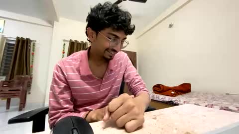 Mask Boy online show from 26, 2, 2025