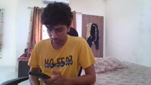 Mask Boy online show from 25, 9, 2025