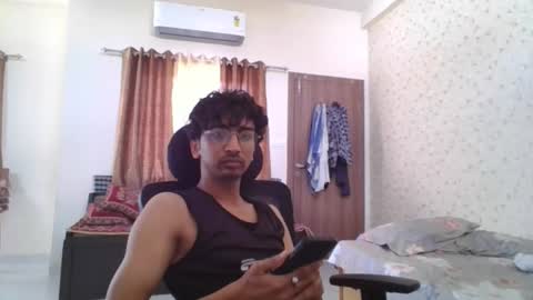 Mask Boy online show from 7, 10, 2025