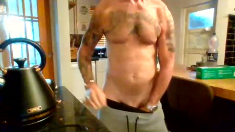 Masked Masturbation Couple online show from 24, 7, 2026