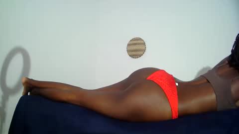 Snapshot of masked_shy_girl chatting on 3, 10, 2025 masked_shy_girl online show from 3, 10, 2025