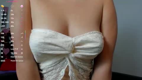 Scarlet  online show from 5, 1, 2026