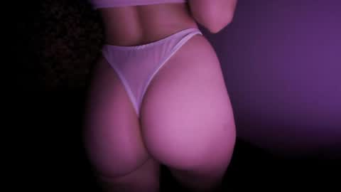 maskedseductress724 online show from 12, 7, 2026