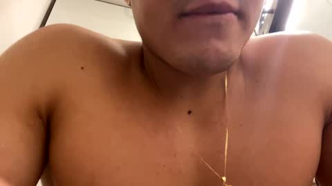 Snapshot of mason_bennet chatting on 8, 1, 2025 Mason Bennet online show from 8, 1, 2025