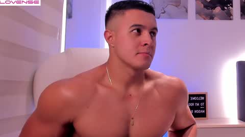 Snapshot of mason_bennet chatting on 21, 2, 2025 Mason Bennet online show from 21, 2, 2025