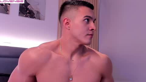 Snapshot of mason_bennet chatting on 16, 9, 2025 Mason Bennet online show from 16, 9, 2025