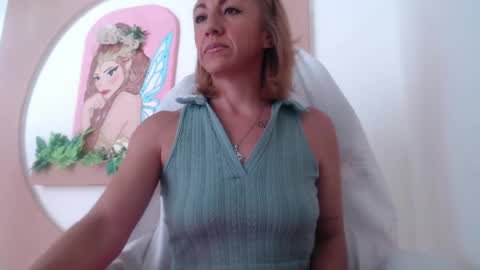 Snapshot of massielferretis chatting on 18, 5, 2026 massiel ferreti online show from 18, 5, 2026