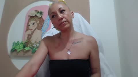 Snapshot of massielferretis chatting on 23, 5, 2026 massiel ferreti online show from 23, 5, 2026