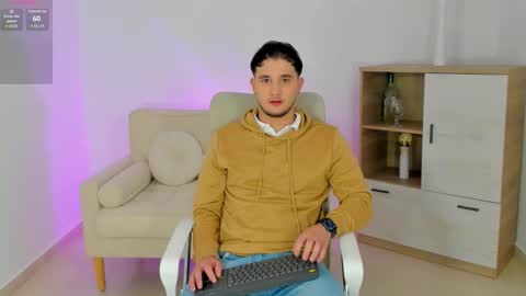 Snapshot of massimo_fiore chatting on 1, 2, 2026 Massimo online show from 1, 2, 2026