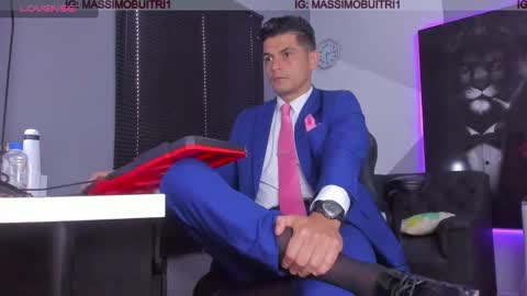 I am Massimo online show from 5, 2, 2025