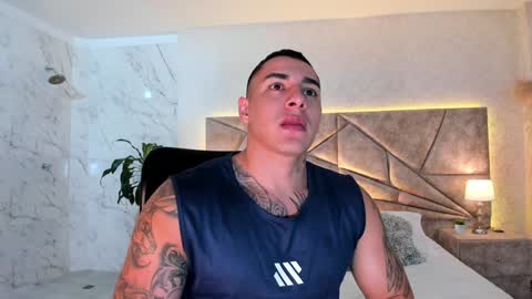 Snapshot of massimocontie_ chatting on 3, 12, 2024 Massimo Contie online show from 3, 12, 2024