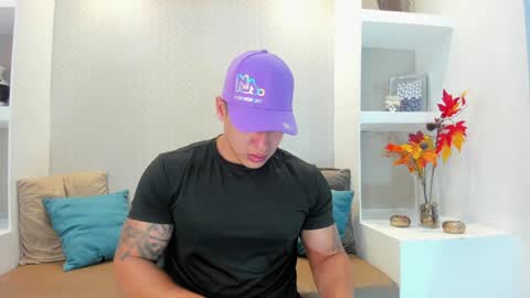 Snapshot of massimocontie_ chatting on 7, 1, 2025 Massimo Contie online show from 7, 1, 2025