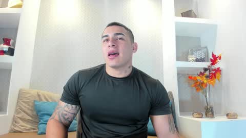 Snapshot of massimocontie_ chatting on 18, 1, 2025 Massimo Contie online show from 18, 1, 2025