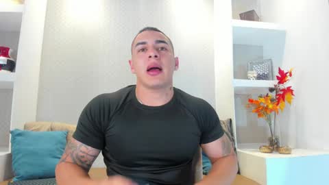 Snapshot of massimocontie_ chatting on 23, 1, 2025 Massimo Contie online show from 23, 1, 2025