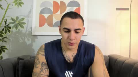 Snapshot of massimocontie_ chatting on 25, 10, 2025 Massimo Contie online show from 25, 10, 2025