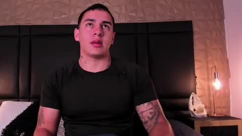 Snapshot of massimocontie_ chatting on 4, 12, 2025 Massimo Contie online show from 4, 12, 2025