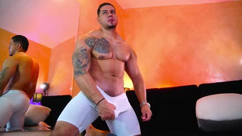 massimowalton2 online show from 4, 3, 2026