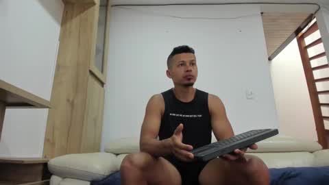 Domi online show from 11, 1, 2025