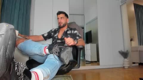 Matthew online show from 3, 10, 2025