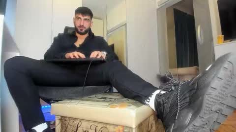 Matthew online show from 5, 10, 2025