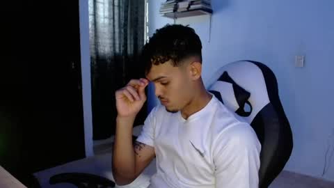 master_black777 online show from 10, 4, 2026