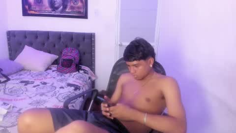 Snapshot of master_boy28 chatting on 4, 3, 2025 master_boy28 online show from 4, 3, 2025