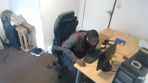 Snapshot of masterdomfuck chatting on 24, 6, 2026 Masterdomfuck online show from 24, 6, 2026