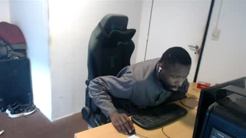 Snapshot of masterdomfuck chatting on 8, 7, 2026 Masterdomfuck online show from 8, 7, 2026