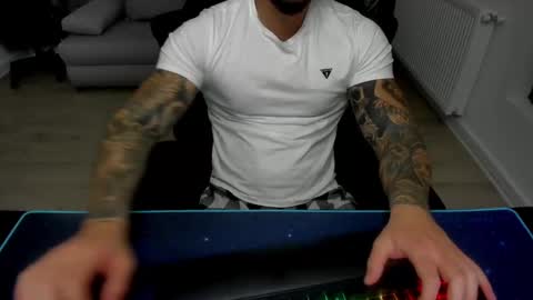 Snapshot of masterkingmuscle chatting on 9, 2, 2025 masterkingmuscle online show from 9, 2, 2025