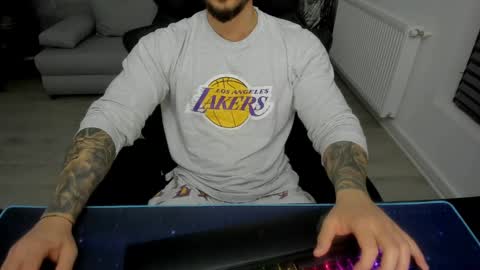 Snapshot of masterkingmuscle chatting on 20, 2, 2025 masterkingmuscle online show from 20, 2, 2025