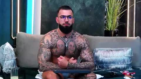 masterkingofmuscle online show from 6, 3, 2025