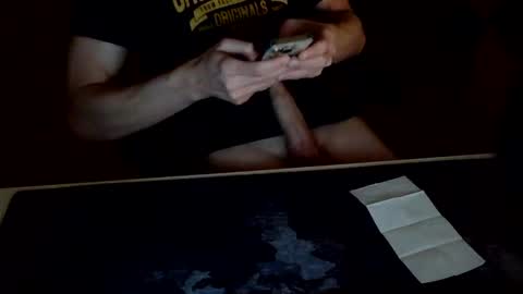 Snapshot of masturbatemindbreaker chatting on 8, 4, 2026 MasturbateMindbreaker online show from 8, 4, 2026
