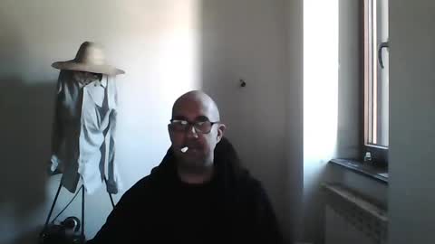 mat11efou online show from 5, 2, 2025