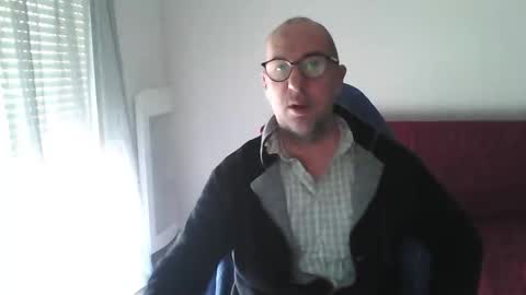 mat11efou online show from 19, 11, 2025