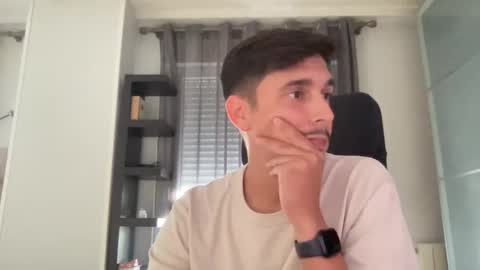 Snapshot of matahavi chatting on 26, 9, 2025 Aaron online show from 26, 9, 2025