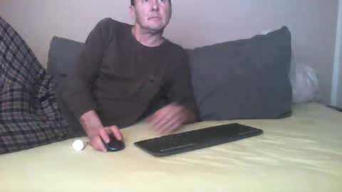 Snapshot of matejmiran chatting on 25, 1, 2025 MATE AND BARB online show from 25, 1, 2025