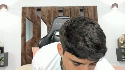 mateo_dilucajs1 online show from 25, 9, 2025