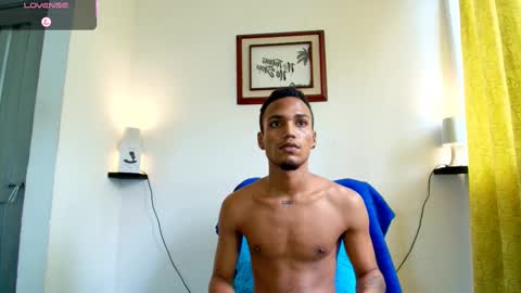 Snapshot of mateo_nick chatting on 22, 2, 2025 Mateo and Noah online show from 22, 2, 2025