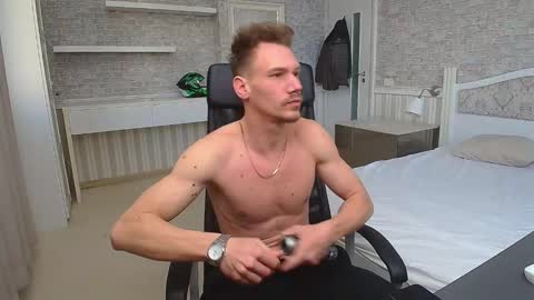 MateoBenjamin online show from 8, 3, 2025