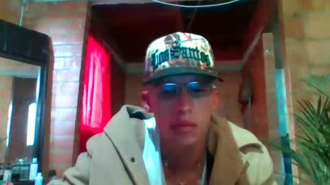 Snapshot of mateoxxxpor chatting on 9, 11, 2025 alamora online show from 9, 11, 2025