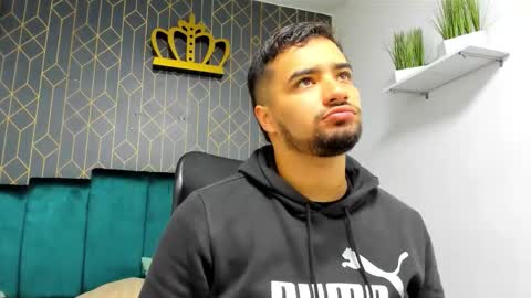 Snapshot of mathews_colton1 chatting on 28, 11, 2025 Mathews online show from 28, 11, 2025