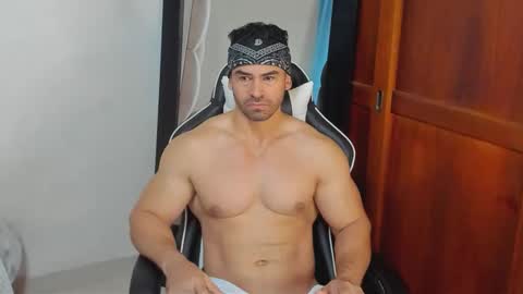 mathews_smith online show from 15, 3, 2026