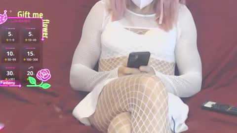 LooLa online show from 19, 11, 2025