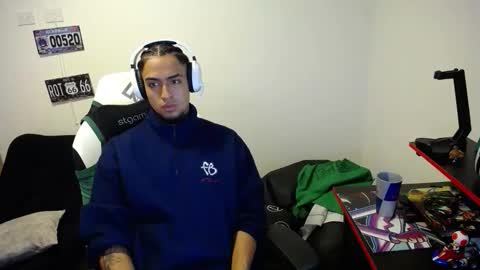 Snapshot of matias_bianco01 chatting on 5, 11, 2025 matias online show from 5, 11, 2025