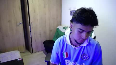 Snapshot of matias_bianco01 chatting on 24, 11, 2025 matias online show from 24, 11, 2025