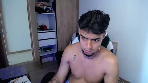 Snapshot of matias_bianco01 chatting on 24, 11, 2025 matias online show from 24, 11, 2025