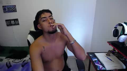 Snapshot of matias_bianco01 chatting on 5, 12, 2025 matias online show from 5, 12, 2025